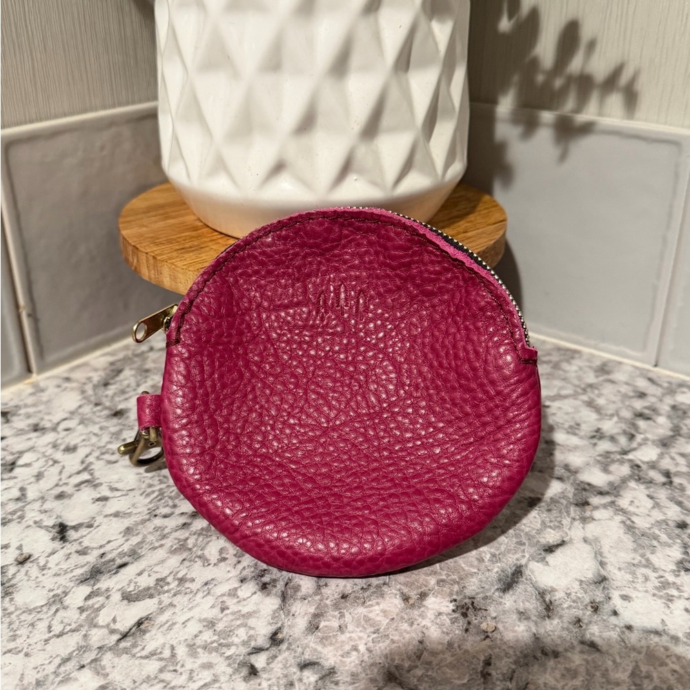 Elegant Pink Leather Coin Purse
